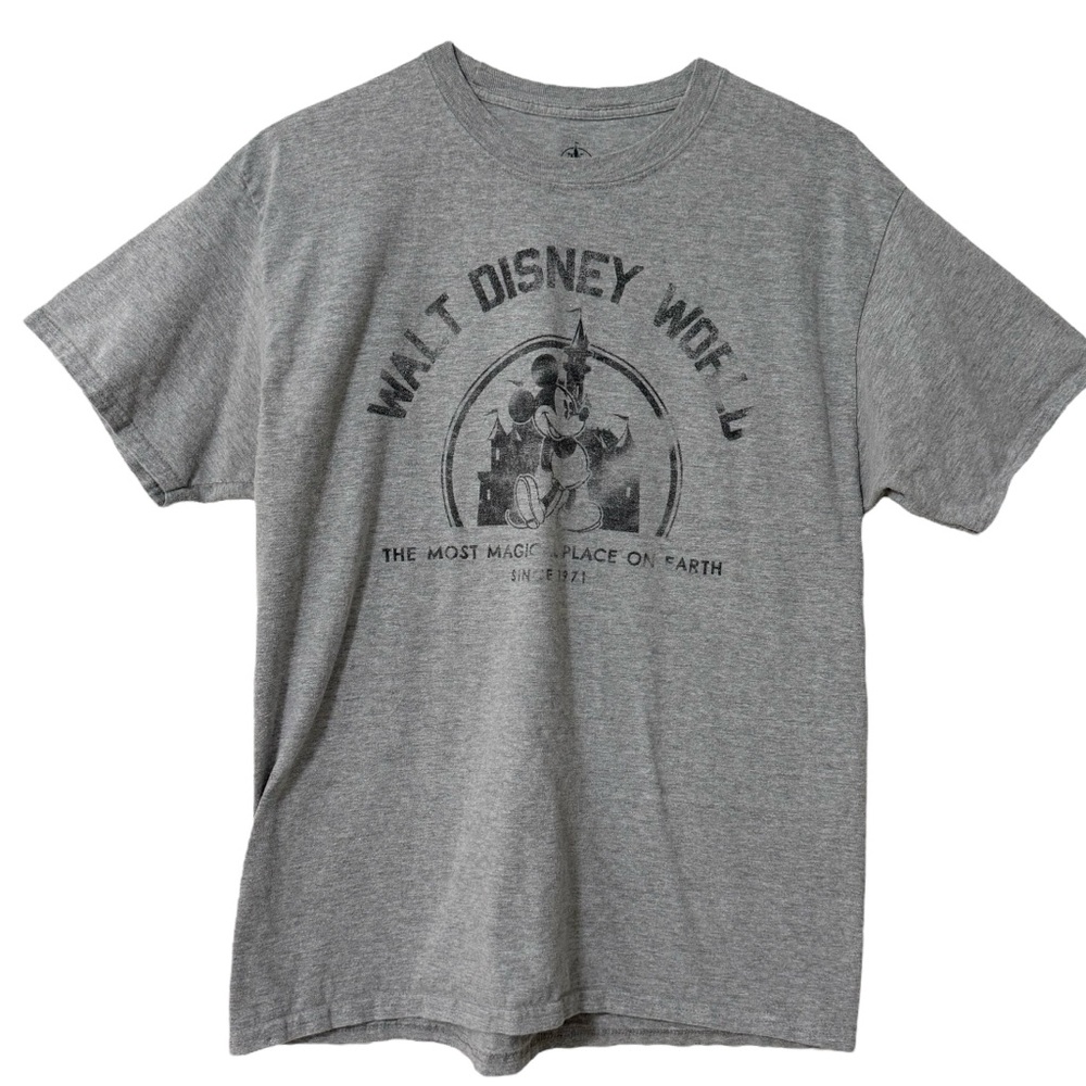 Disney World Mickey Mouse The Most Magical Place in the World Grey T Size Large